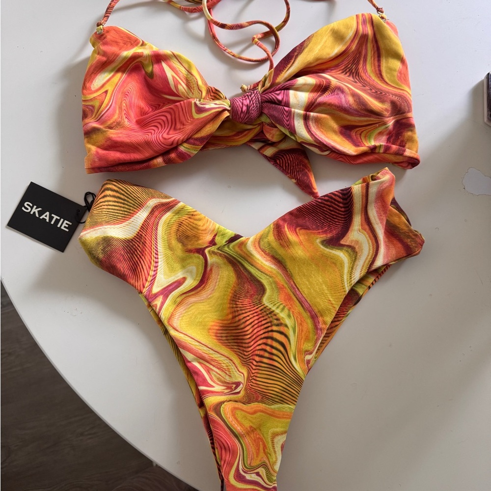 Skatie - Lyndi Top & Mandi Bottom - Bikini Set